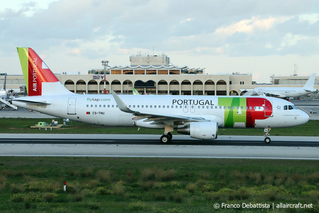 CS-TNU (4106) 2009 Airbus A320-214