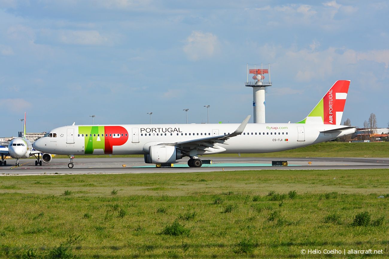 CS-TJI (8270) 2018 Airbus A321-251N