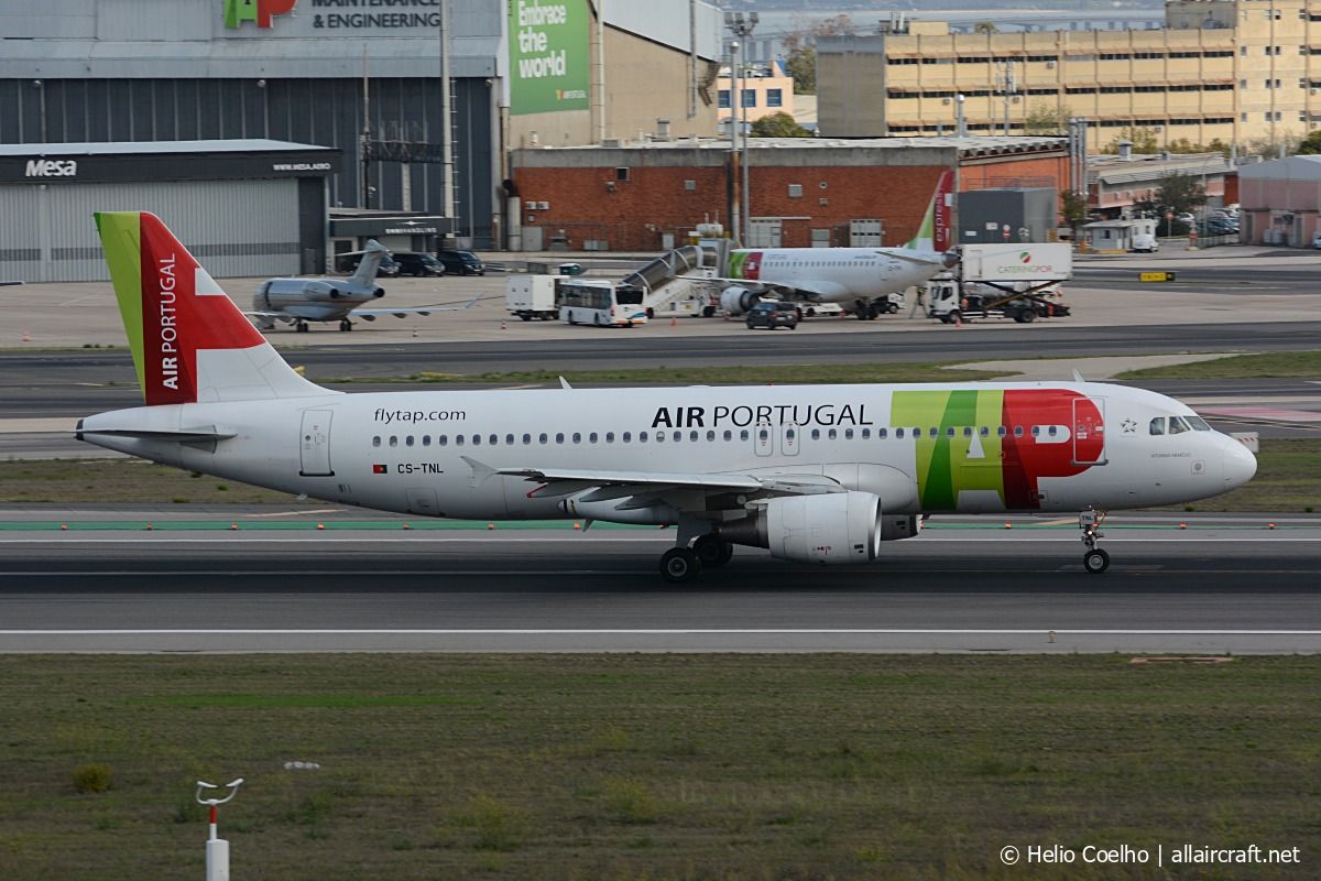 CS-TNL (1231) 2000 Airbus A320-214