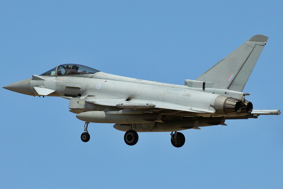 ZJ915 · Eurofighter EF-2000 Typhoon FGR4 · (LPA / GCLP)