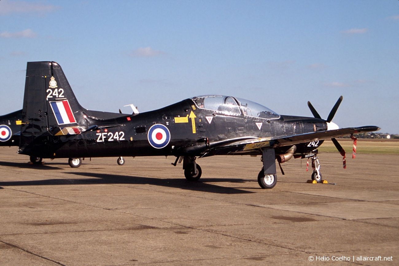 ZF242 (S046/T43) 1990 Short S-312 Tucano T1
