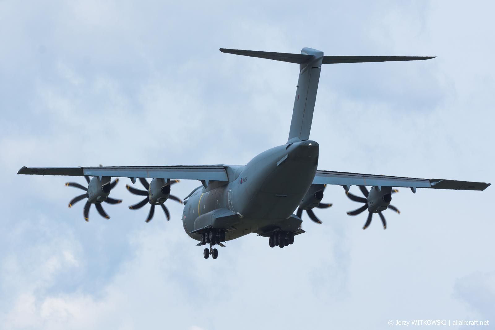 ZM407 · Airbus A400M-180 · (RZE / EPRZ)