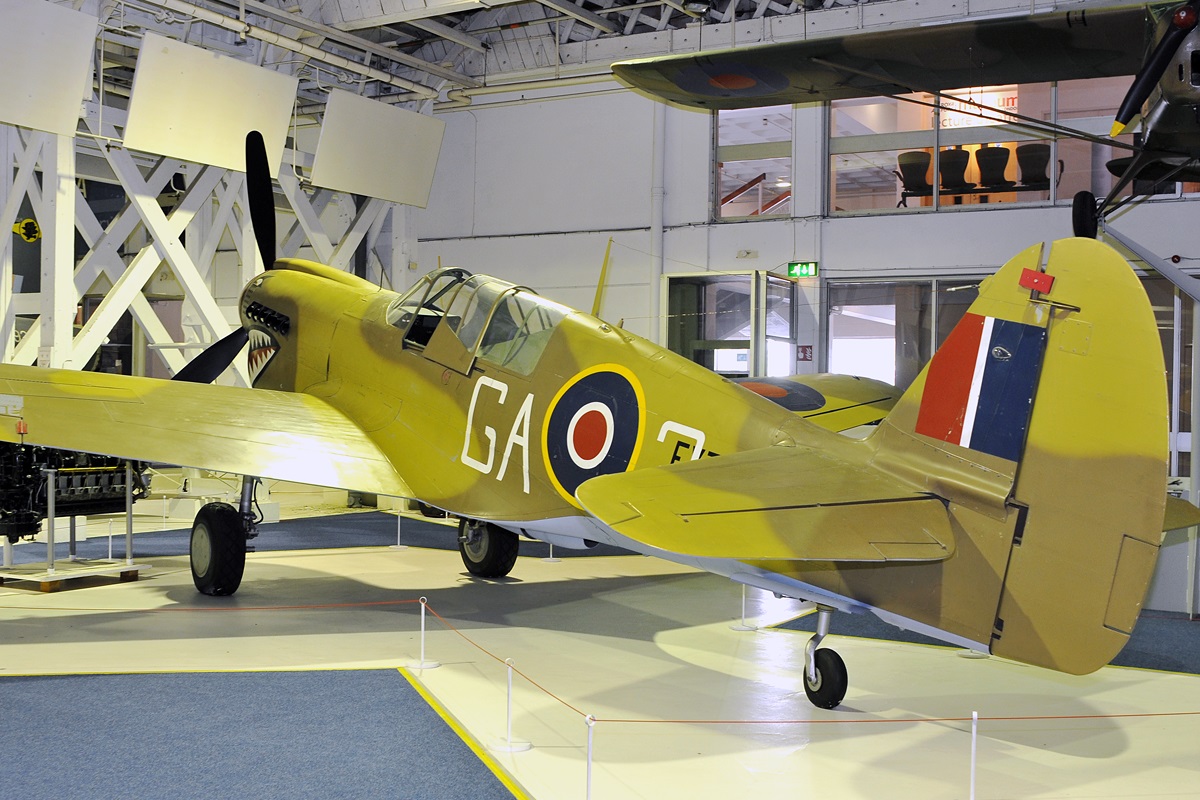 FX760 · Curtiss Kittyhawk Mk4 · (HEN)