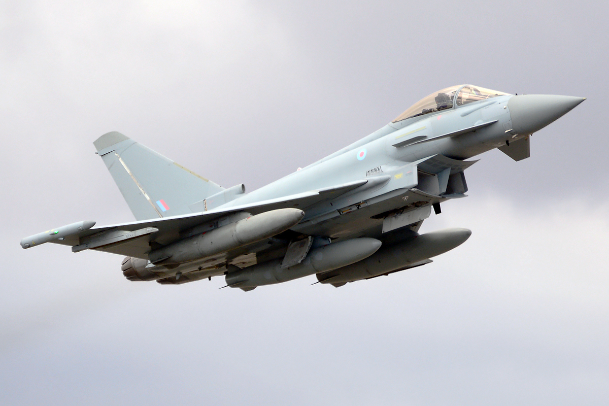 ZJ933 · Eurofighter EF-2000 Typhoon FGR4 · (LPA / GCLP)