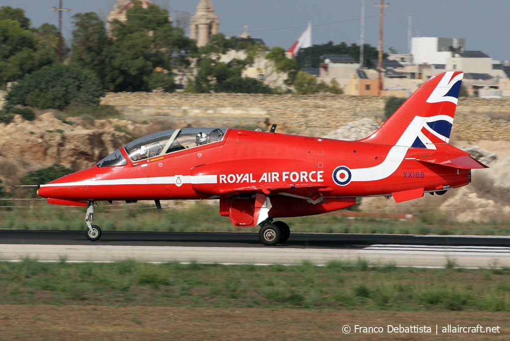 XX188 · Hawker Siddeley Hawk T.1A · (MLA / LMML)