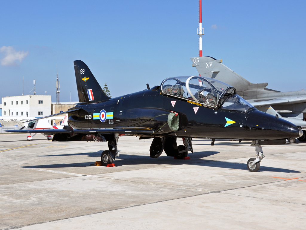 XX199 · Hawker Siddeley Hawk T.1A · (MLA / LMML)