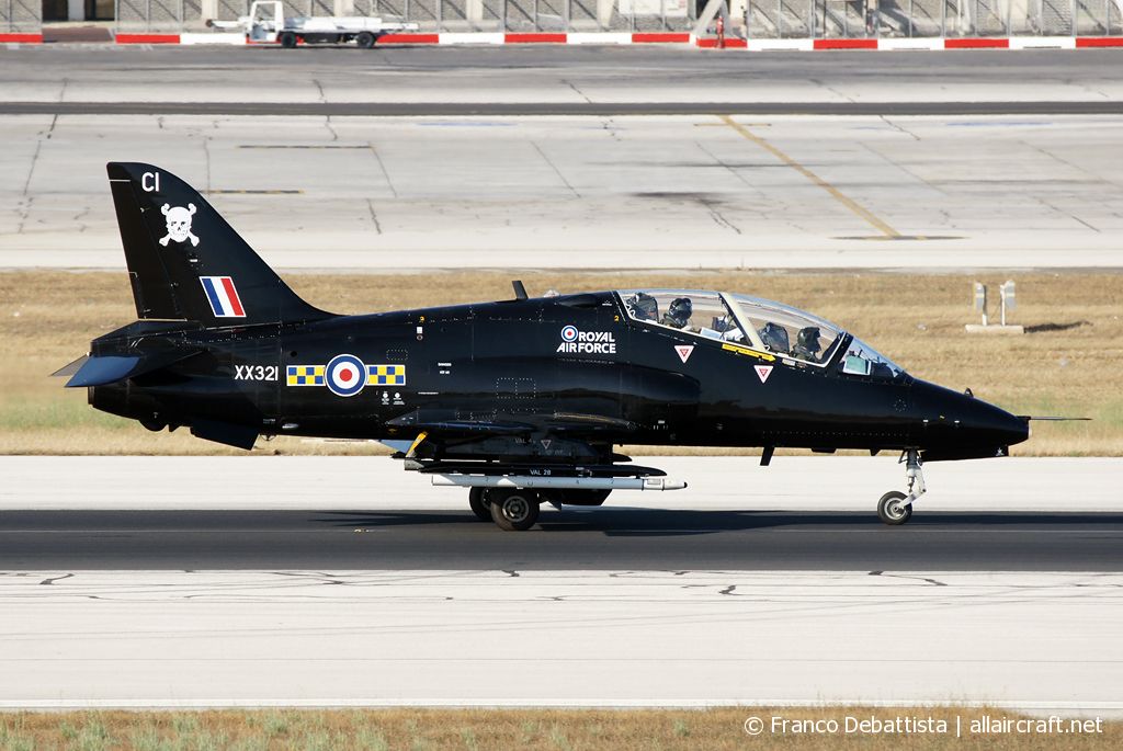 XX321 · British Aerospace Hawk T.1A · (MLA / LMML)