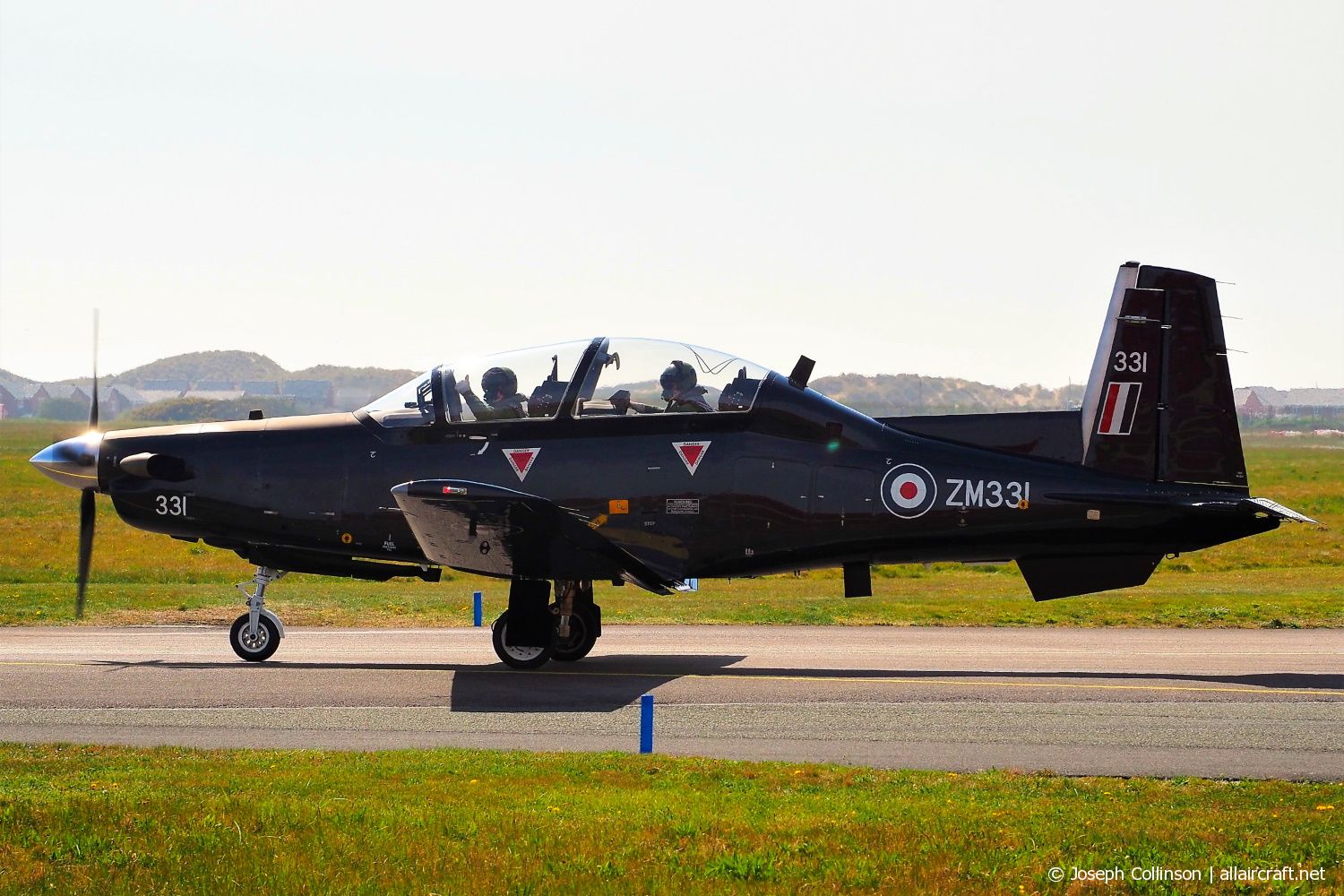 ZM331 · Beechcraft T-6C Texan II T.1 · (BLK / EGNH)