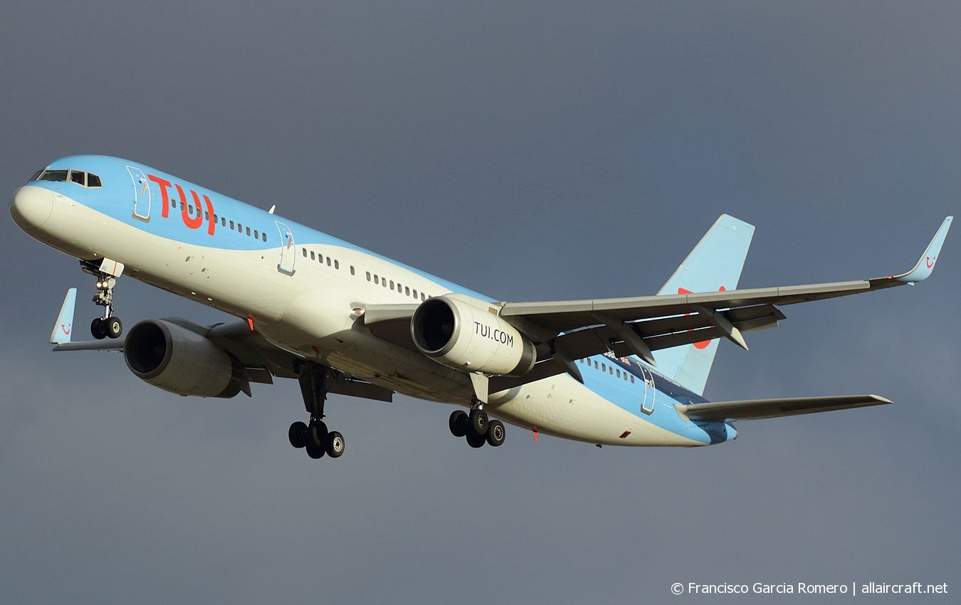 G-OOBG · Boeing 757-236(WL) · (LPA / GCLP)