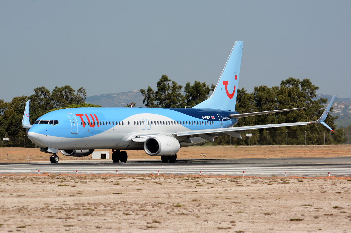 G-FDZT (37248) 2011 Boeing 737-8K5(WL)