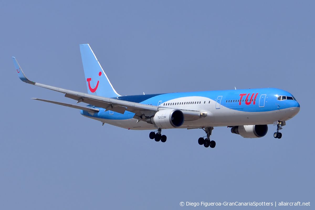 G-OBYF · Boeing 767-304(ER)(WL) · (LPA / GCLP)