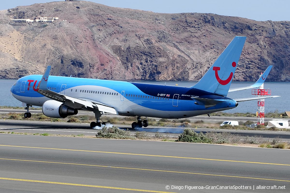 G-OBYF (28208) 1998 Boeing 767-304 ER WL