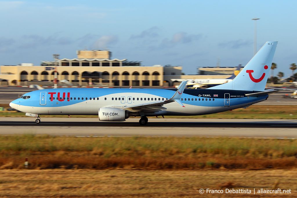 G-TAWL (37243) 2012 Boeing 737-8K5(WL)