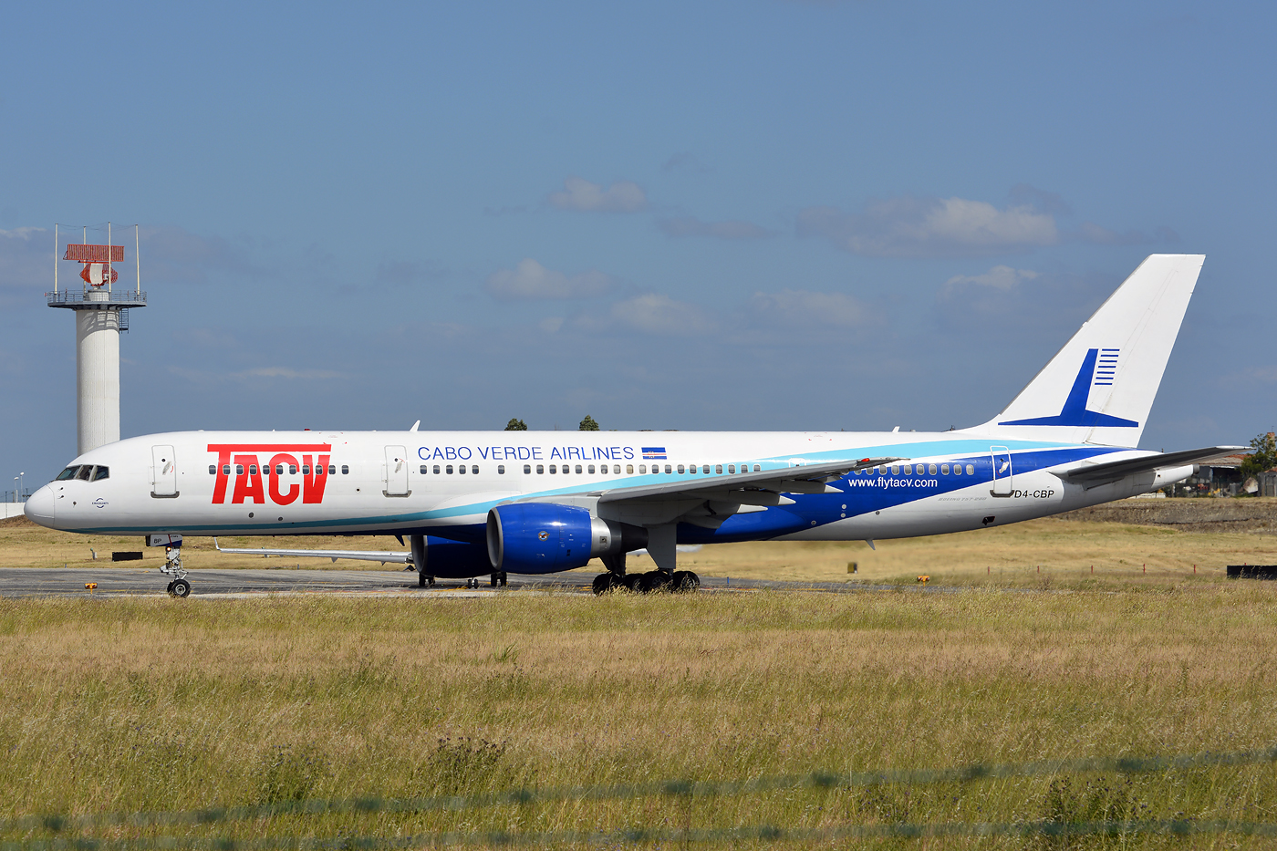 D4-CBP · Boeing 757-2Q8 · (LIS / LPPT)