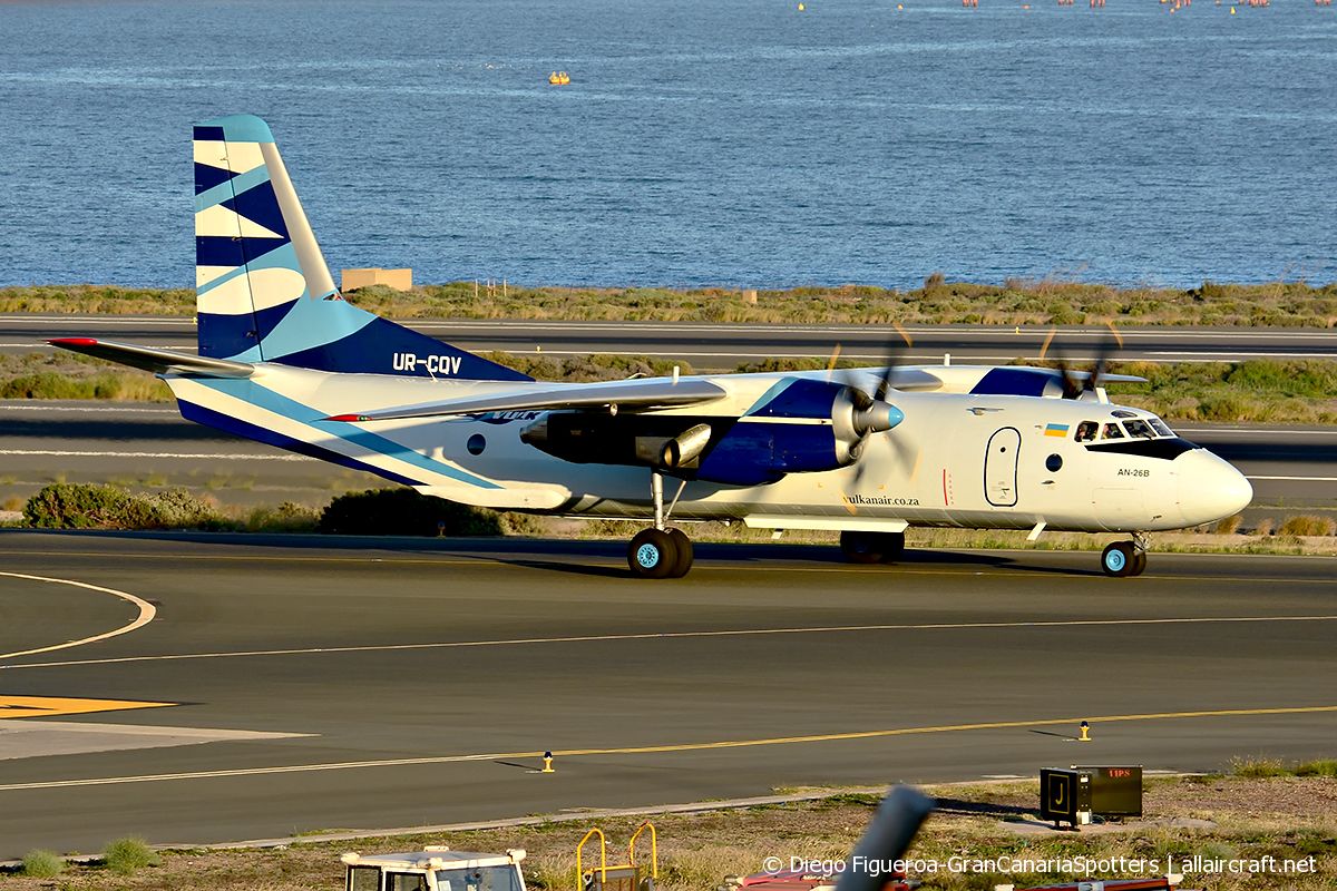 UR-CQV (37313306) Antonov An-26B