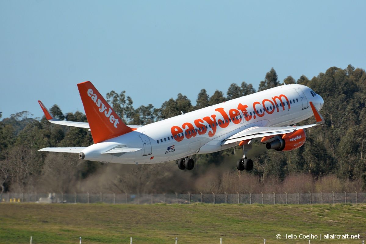 OE-ICM (6416) 2014 Airbus A320-214