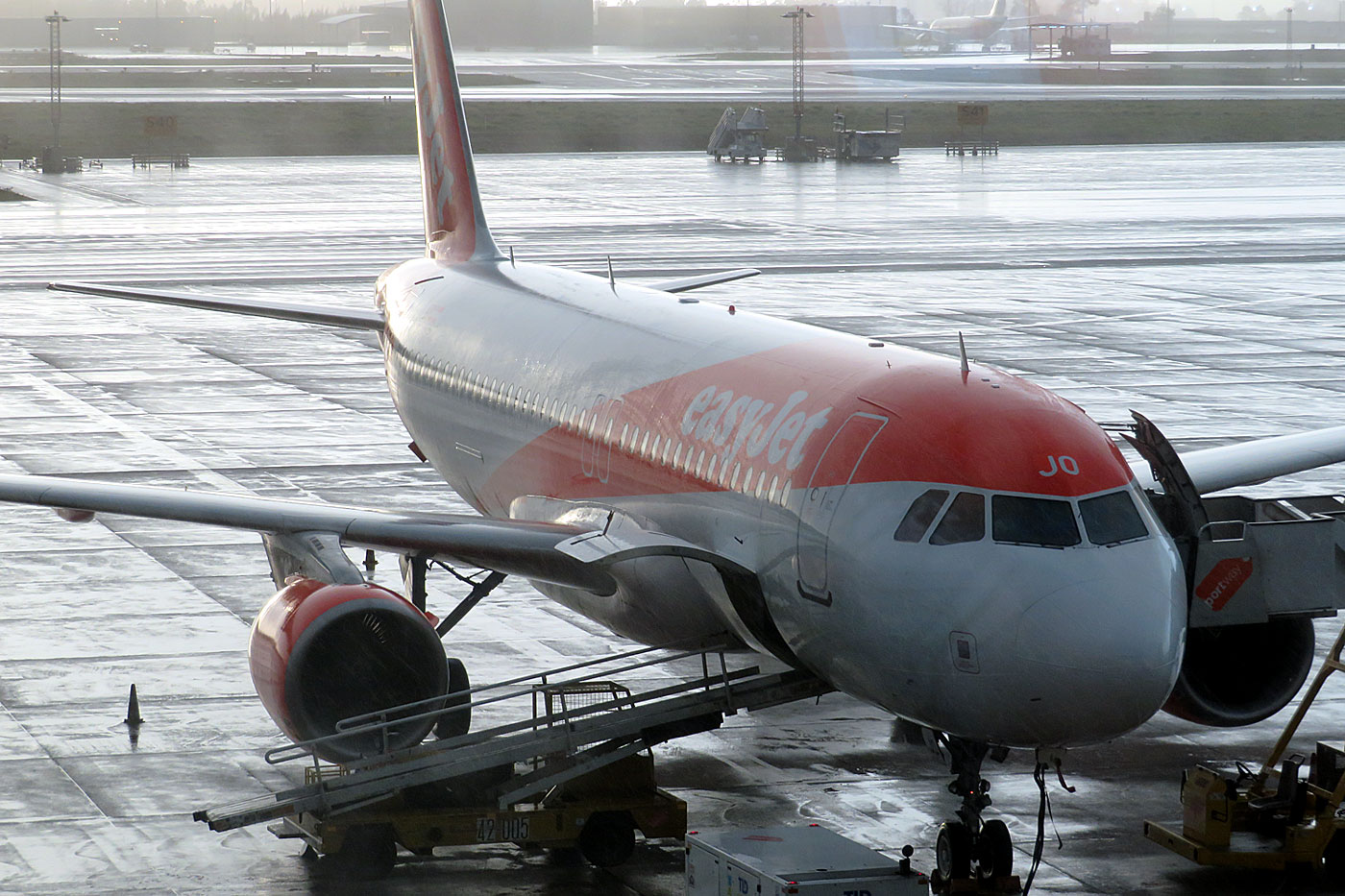 OE-IJO (3922) 2009 Airbus A320-214