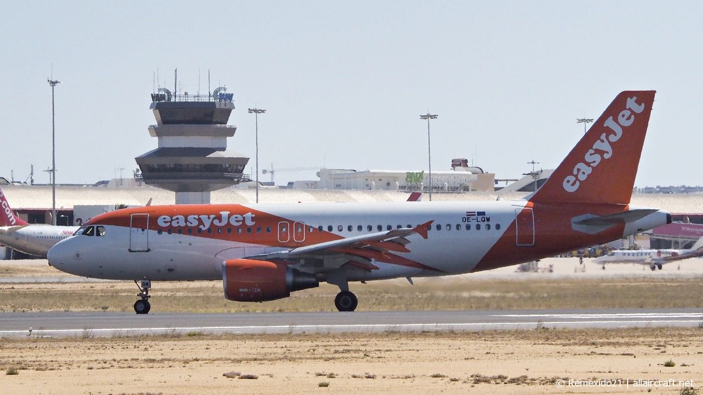 OE-LQW · Airbus A319-111 · (FAO / LPFR)