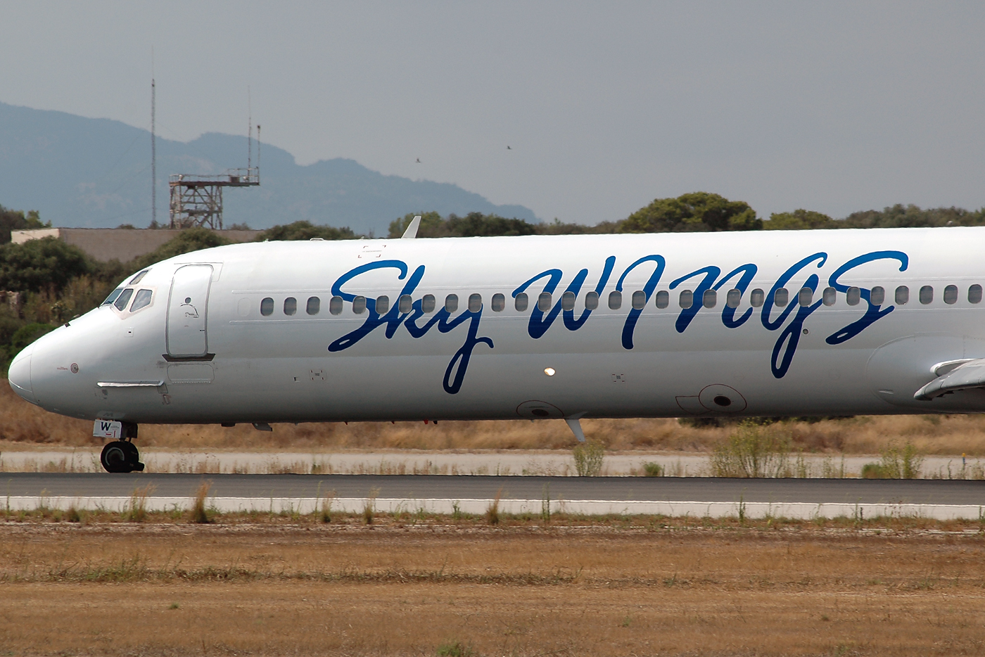 SX-BSW · McDonnell Douglas MD-83 · (PMI / LEPA / LESJ)