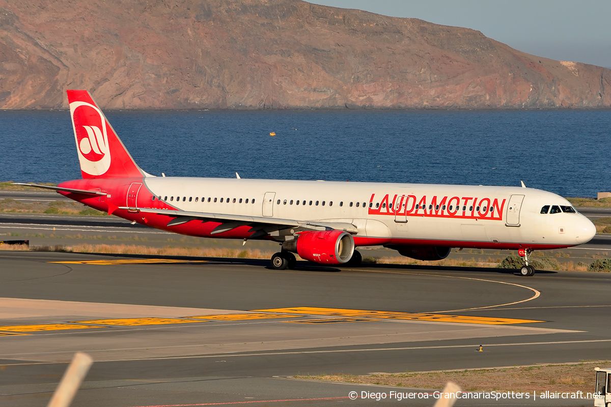 OE-LCS · Airbus A321-211 · (LPA / GCLP)