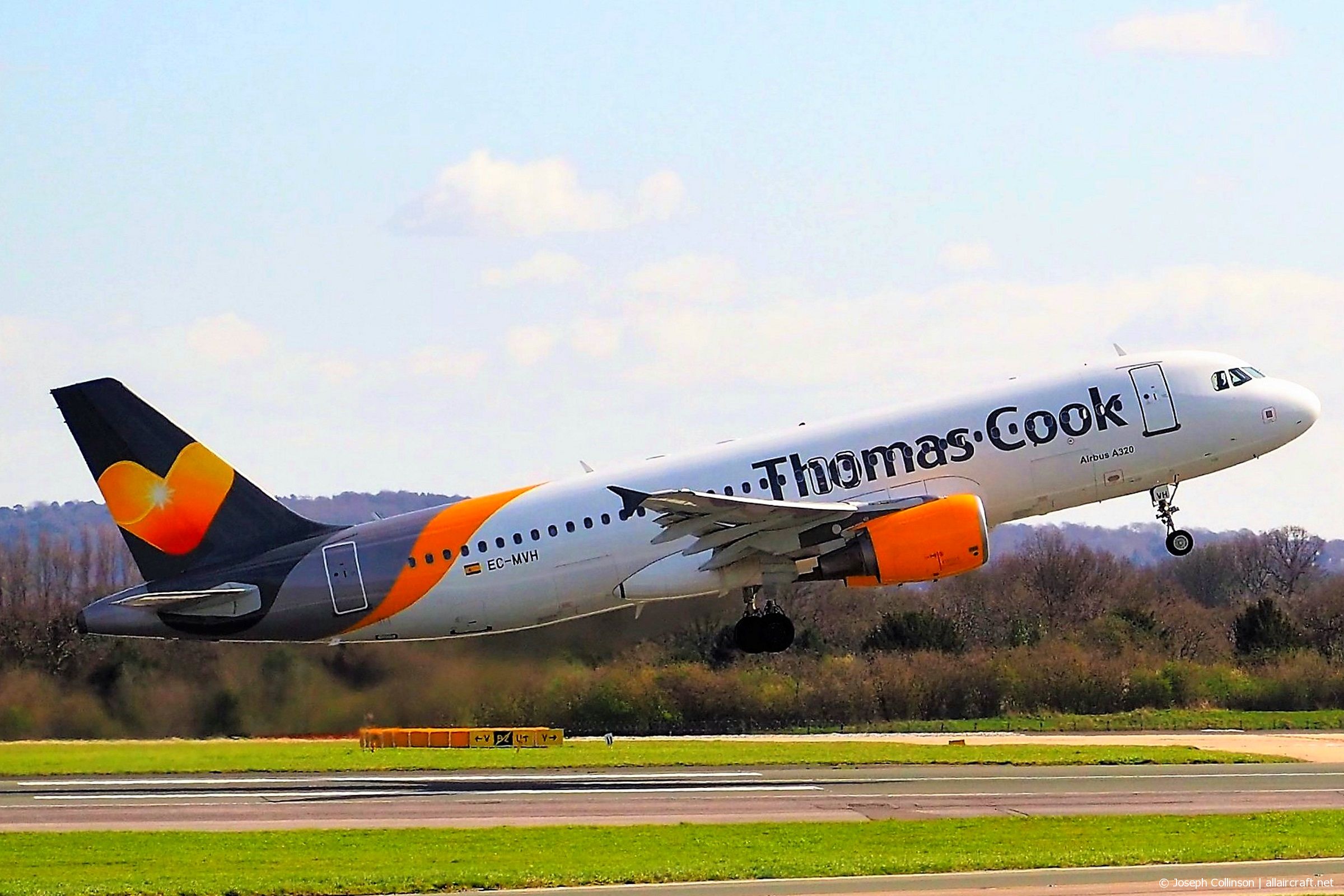 EC-MVH (2142) 2003 Airbus A320-214