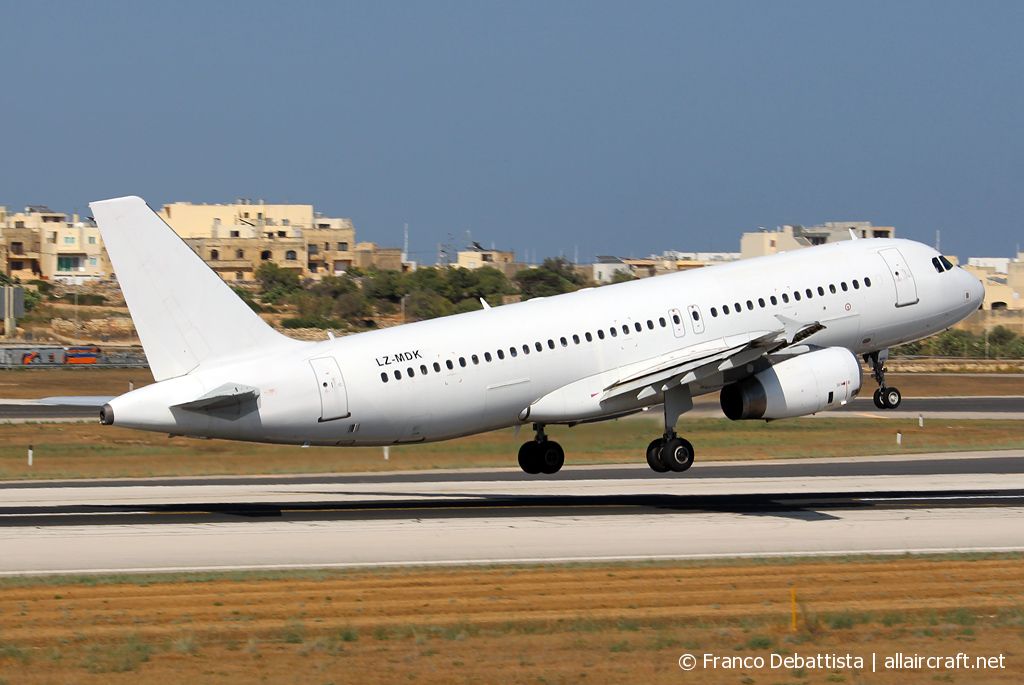 LZ-MDK · Airbus A320-232 · (MLA / LMML)
