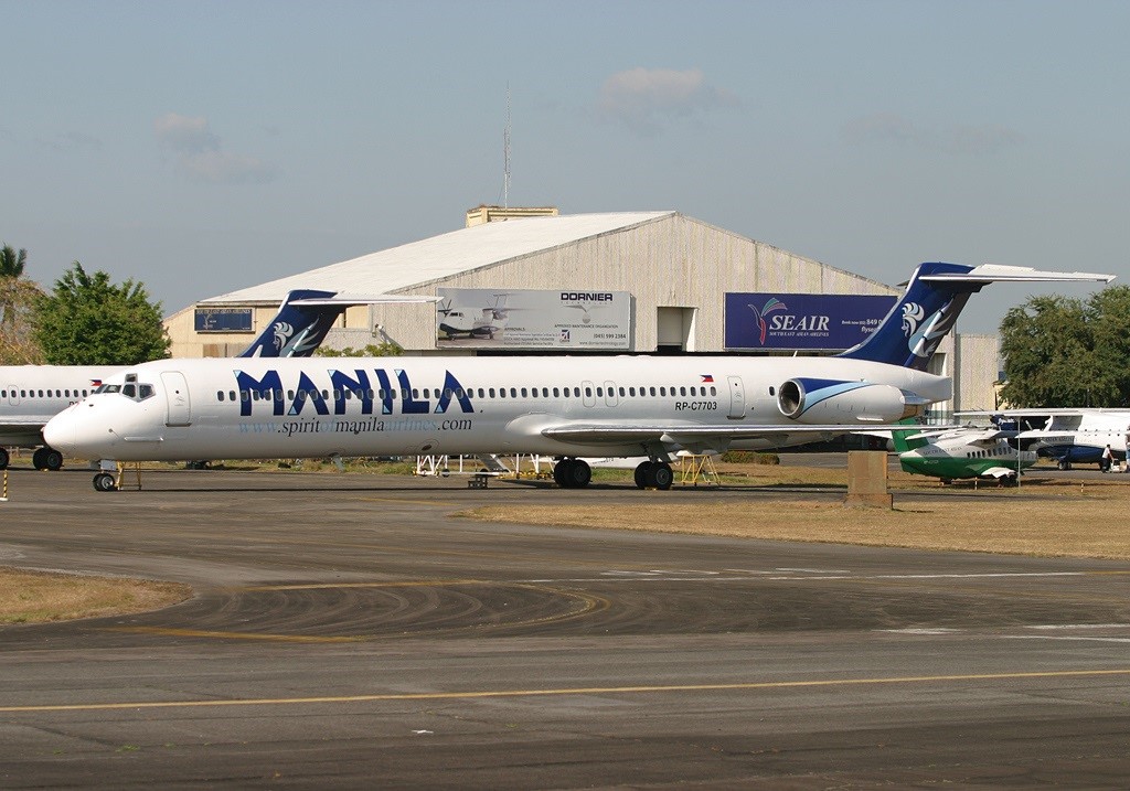 RP-C7703 · McDonnell Douglas MD-83 · (CRK / RPLC)