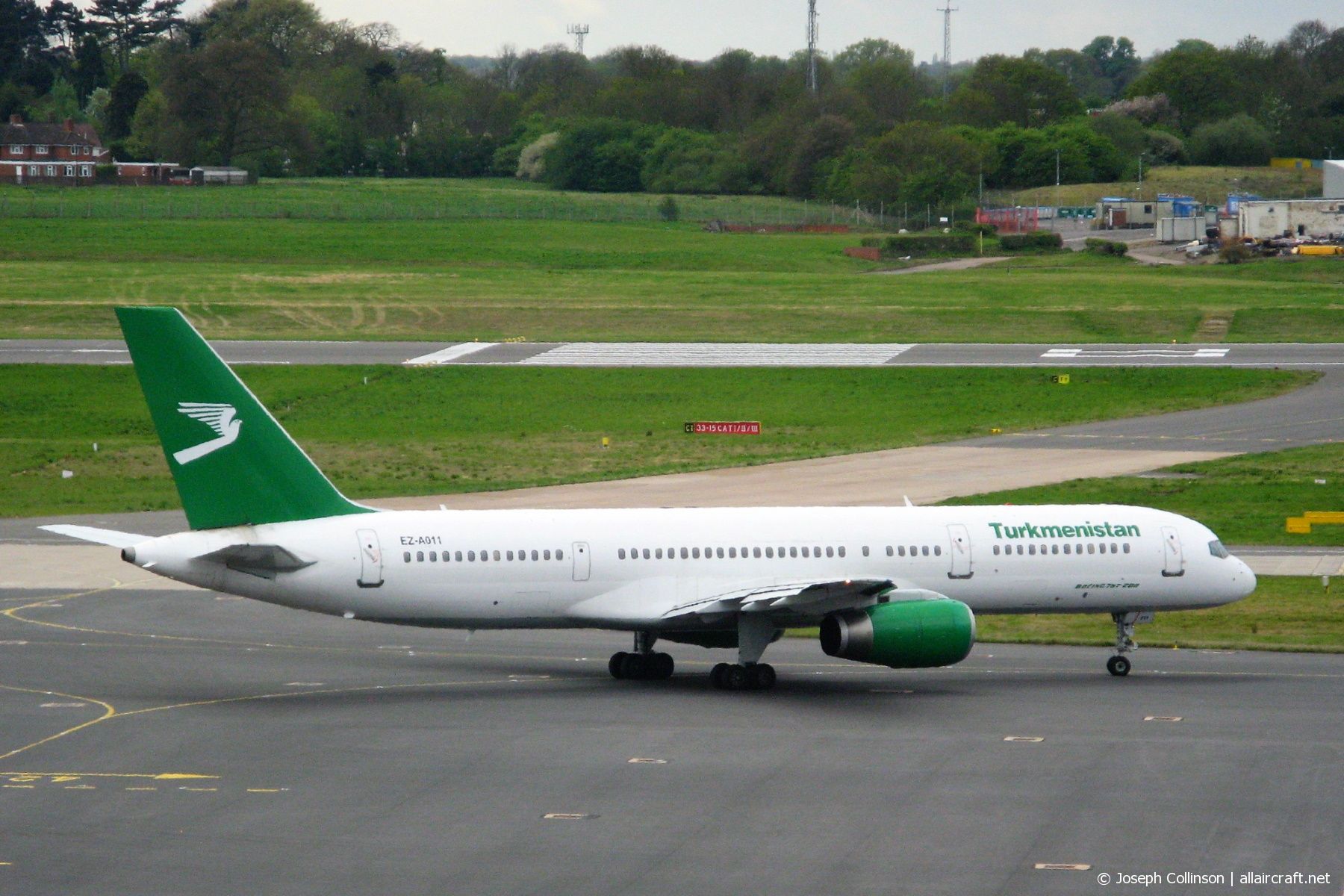 EZ-A011 · Boeing 757-22K · (BHX / EGBB)