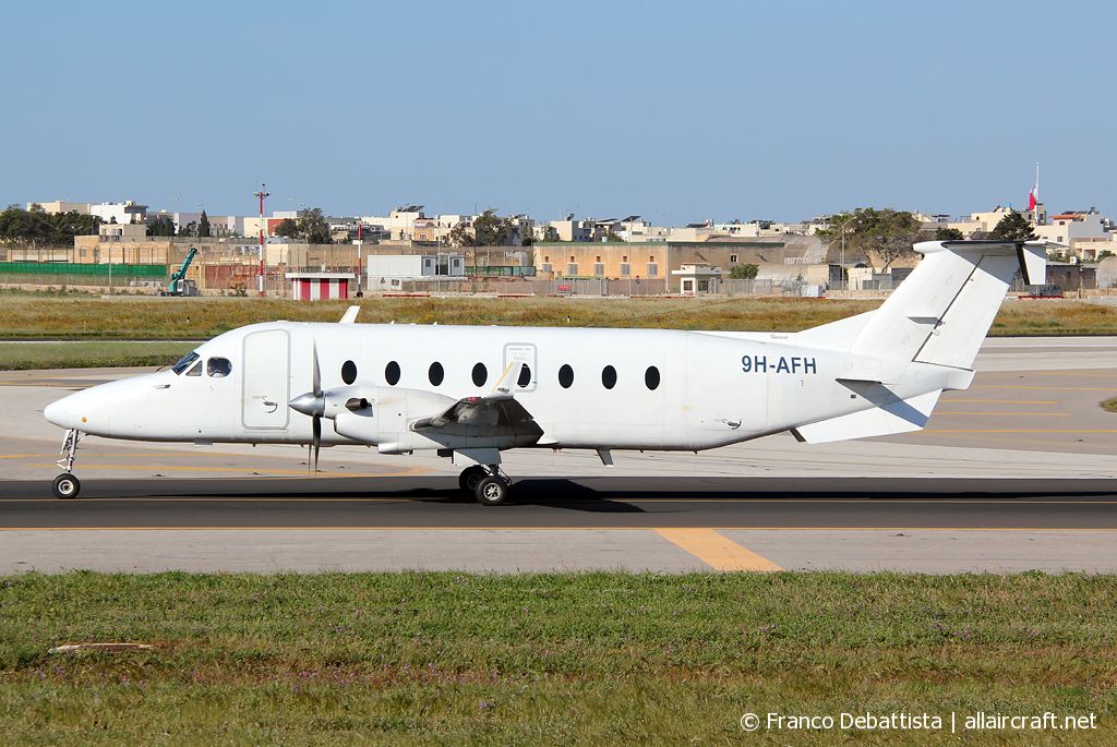 9H-AFH (UE-372) 2000 Beechcraft 1900D