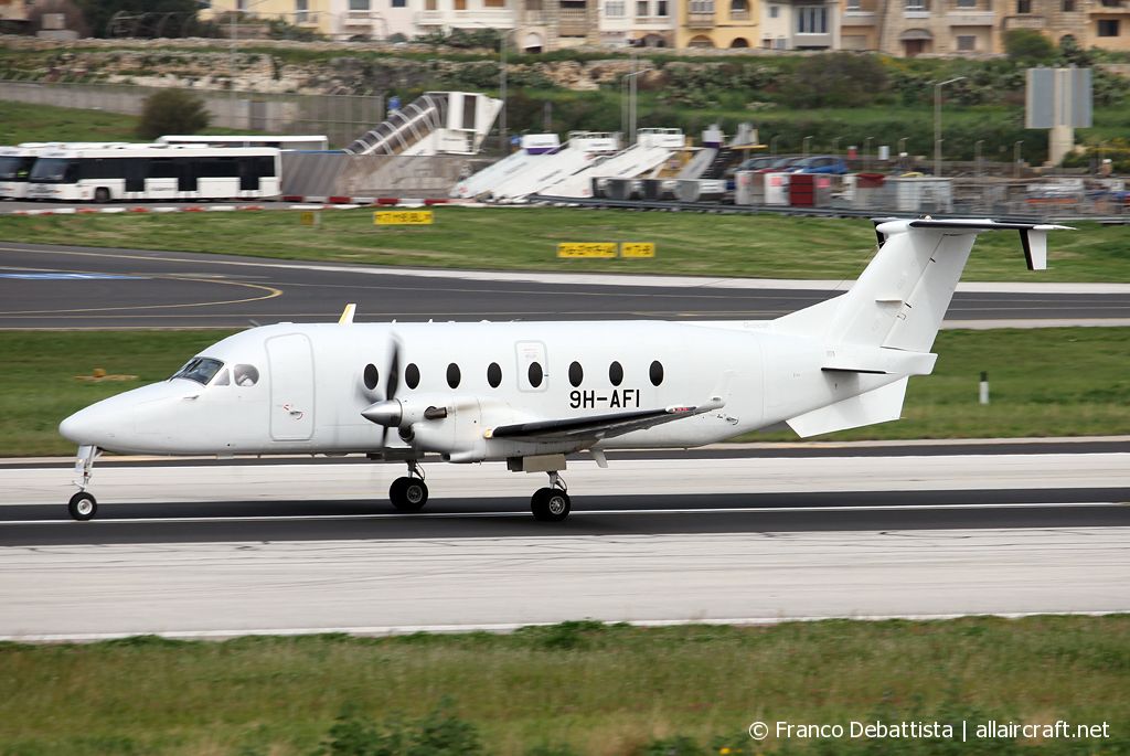 9H-AFI · Beechcraft 1900D · (MLA / LMML)