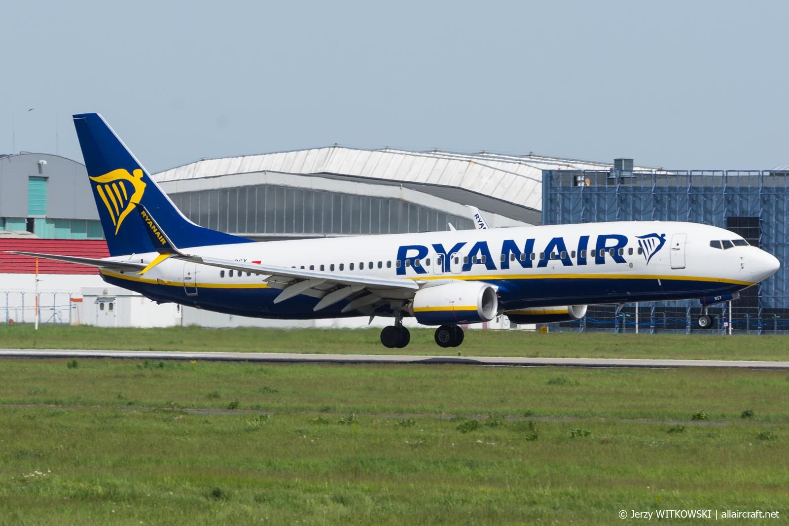 SP-RSY (44780) 2017 Boeing 737-8AS(WL)