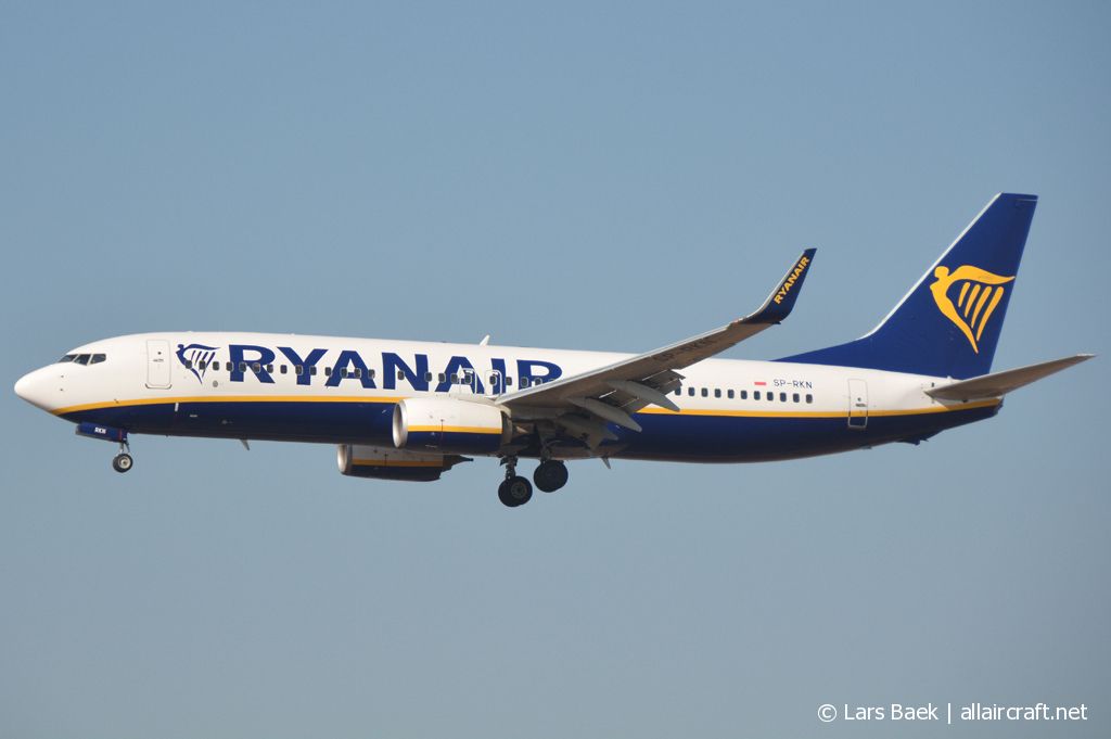 SP-RKN (44695) 2015 Boeing 737-8AS(WL)