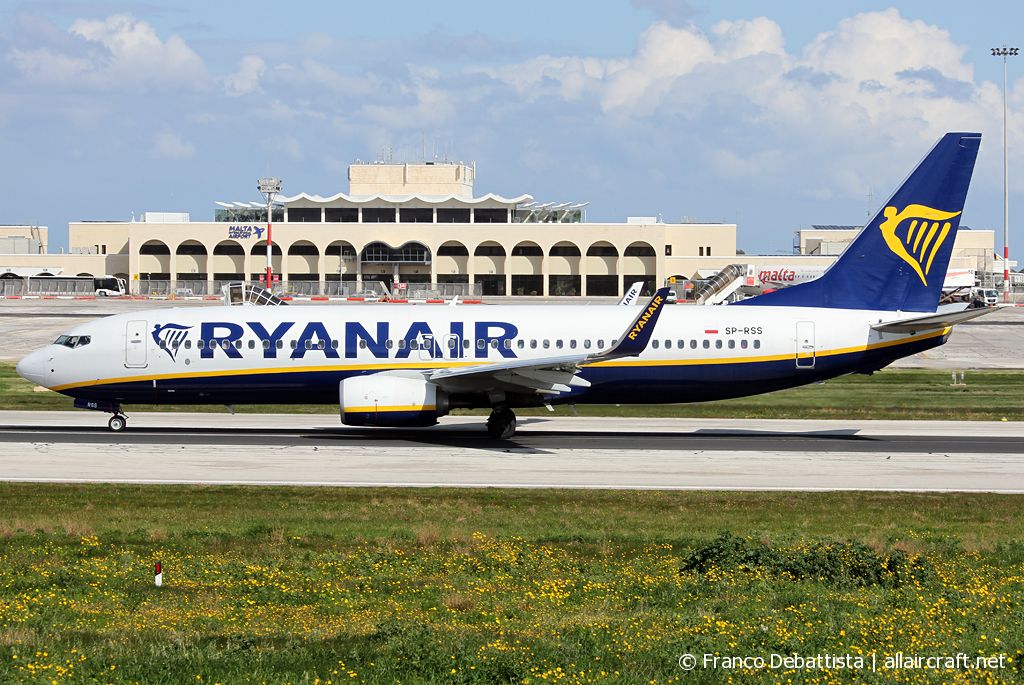 SP-RSS (44835) 2018 Boeing 737-8AS WL
