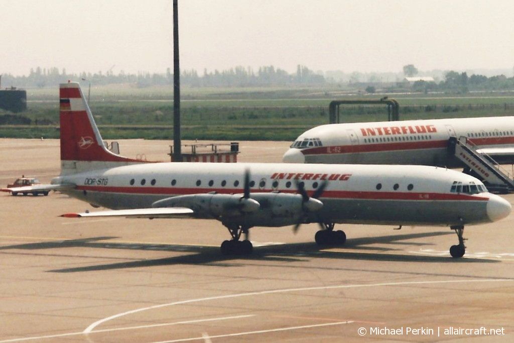 DDR-STG (182004402) Ilyushin Il-18V