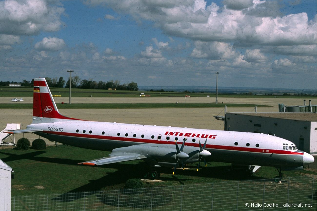 DDR-STG (182004402) 1962 Ilyushin Il-18D