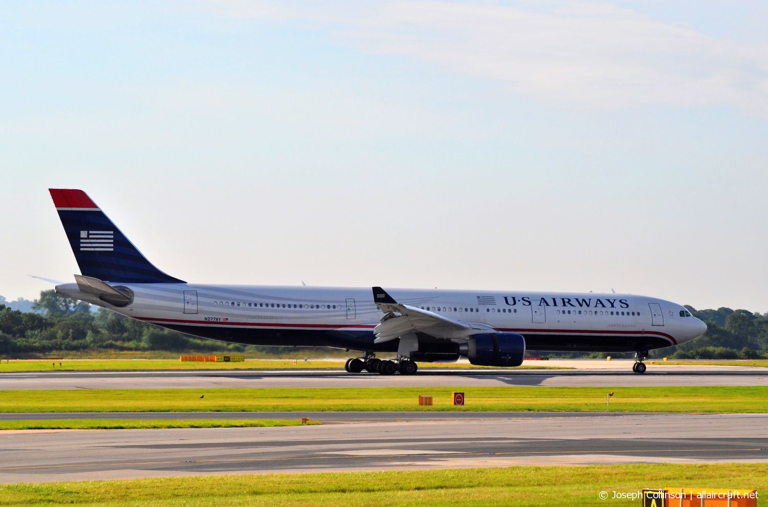 N277AY (380) 2001 Airbus A330-323