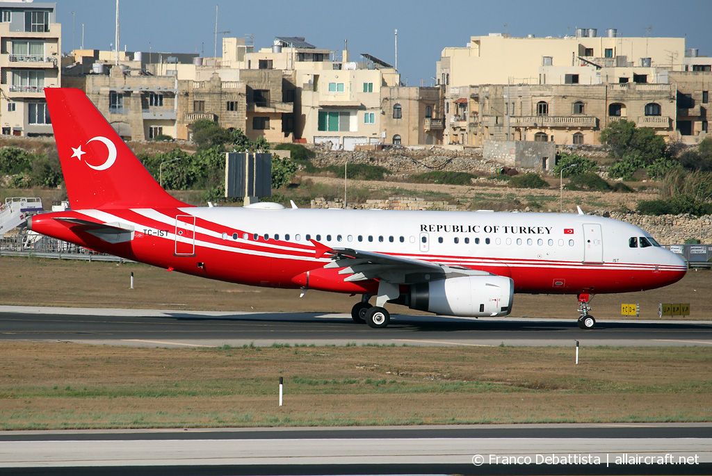 TC-IST · Airbus A319-133(CJ) · (MLA / LMML)