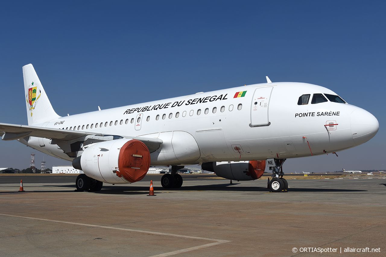 6V-ONE (1556) 2001 Airbus A319-115 CJ