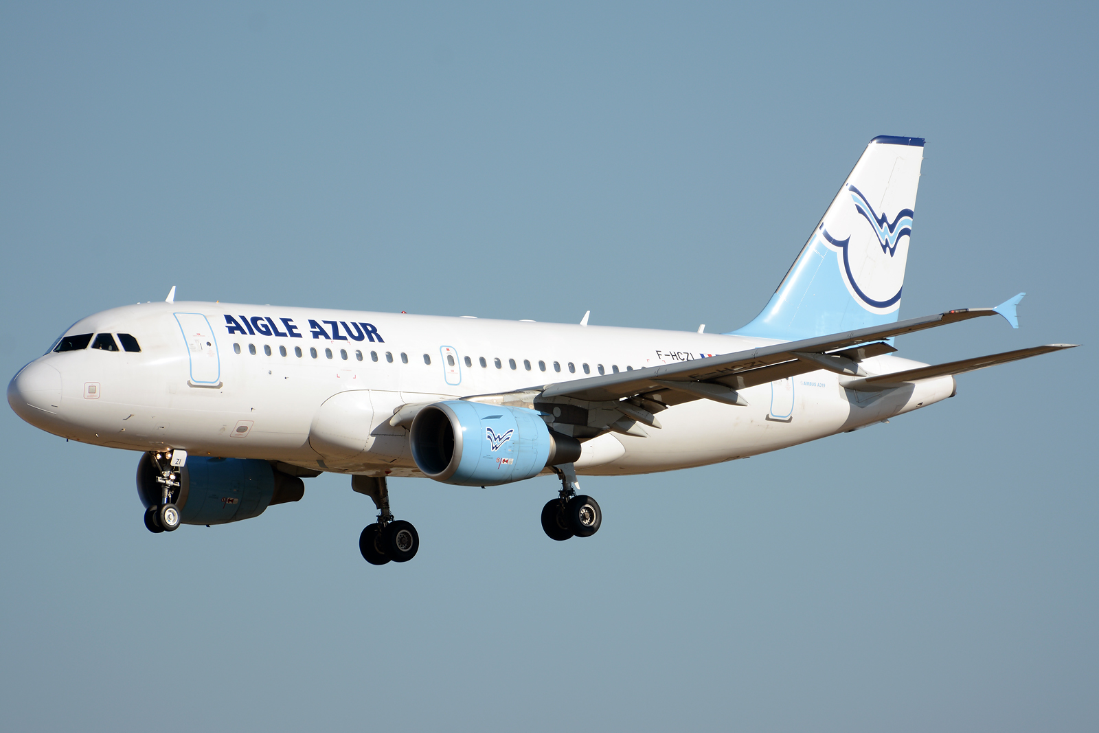 F-HCZI · Airbus A319-112 · (LIS / LPPT)
