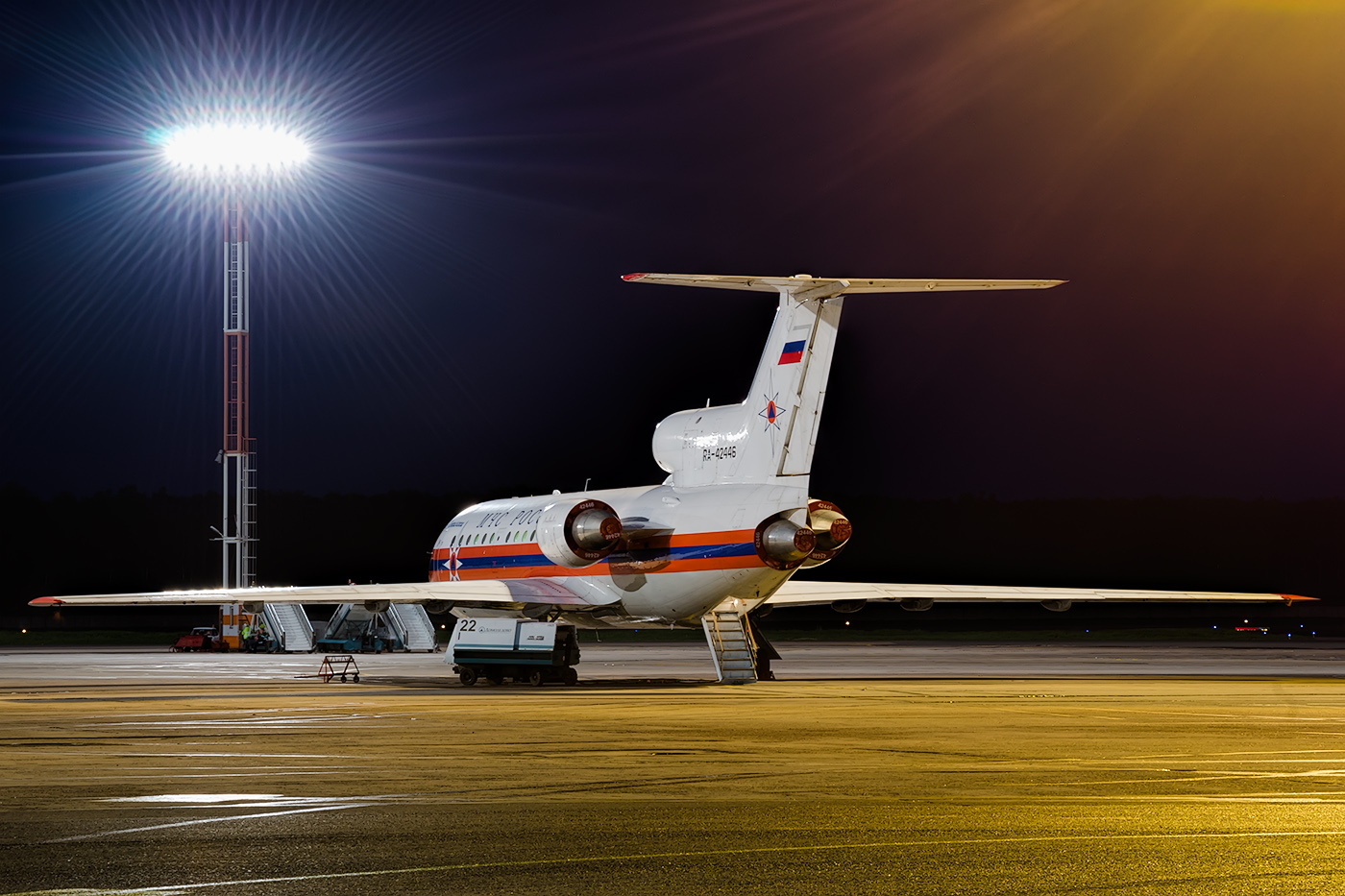 RA-42446 (4520423308017) 1993 Yakovlev Yak-42D
