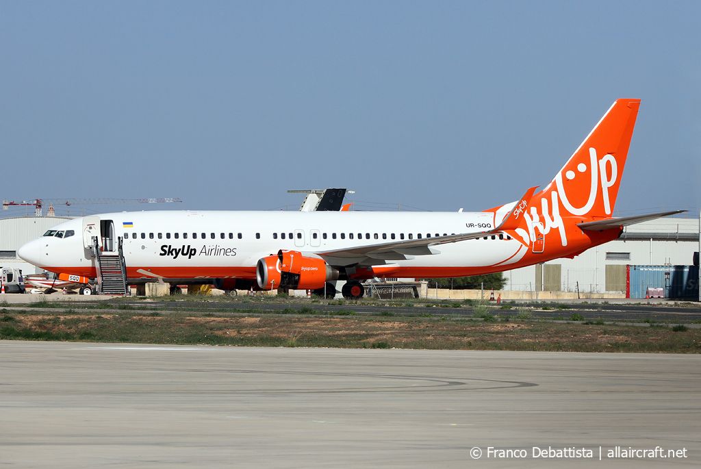 UR-SQQ (29368) 2006 Boeing 737-8Q8(WL)