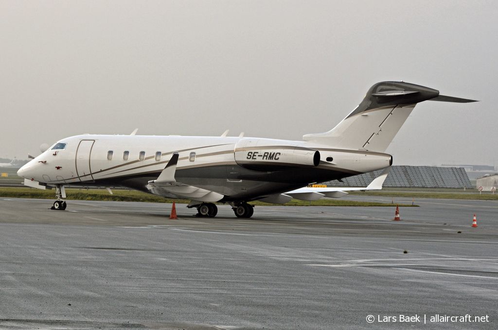 SE-RMC · Bombardier BD-100-1A10 Challenger 300 · (CPH / EKCH)