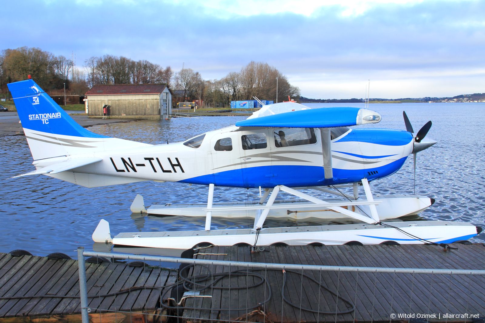 LN-TLH (T20608159) Cessna T206H Stationair