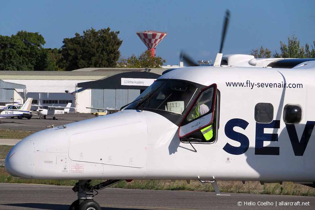 CS-AYT (8084) 1986 Dornier Do-228-201