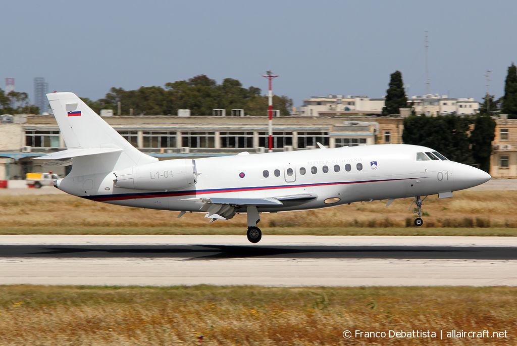 L1-01 · Dassault Falcon 2000EX · (MLA / LMML)