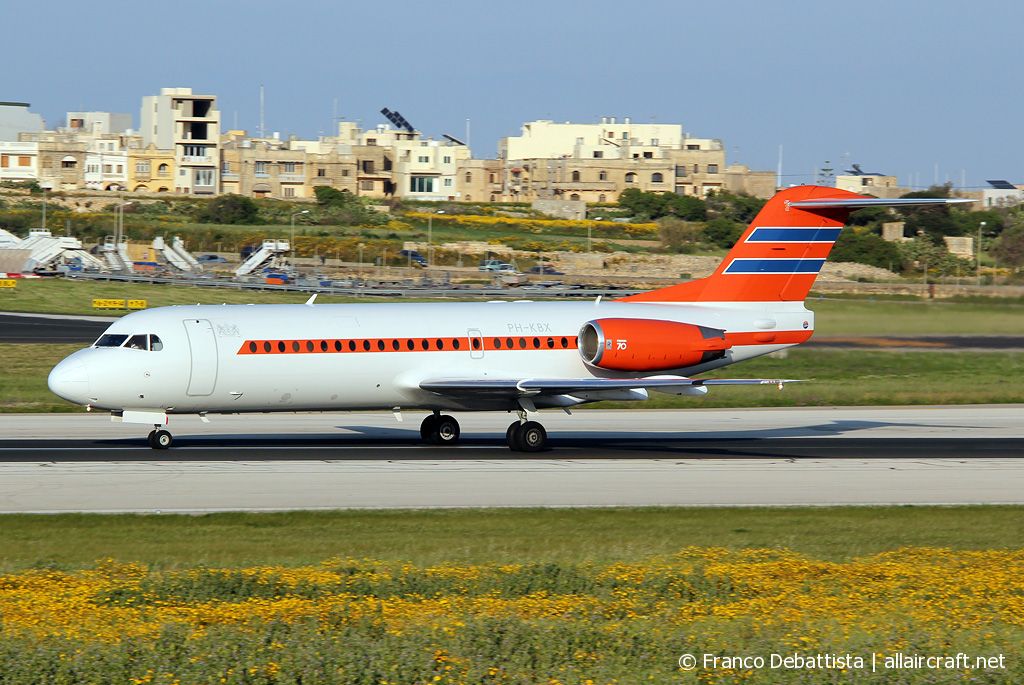 PH-KBX · Fokker 70 · (MLA / LMML)