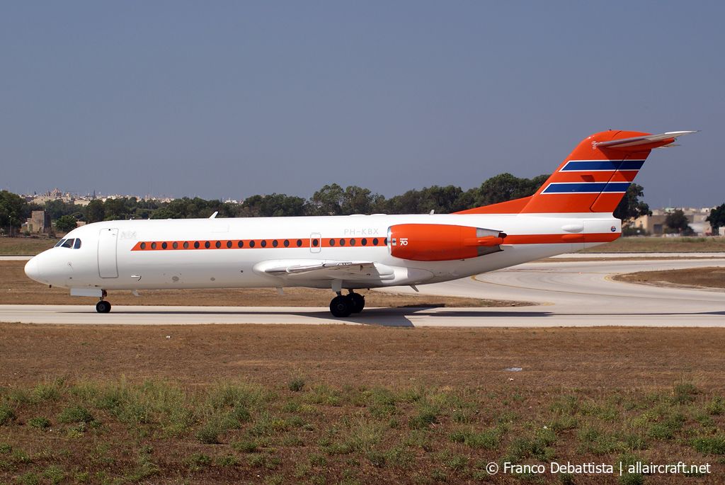 PH-KBX · Fokker 70 · (MLA / LMML)