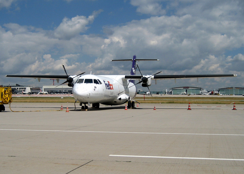 EI-FXJ ( 292 ) 1992  ‏‏‎  ATR-72-202F