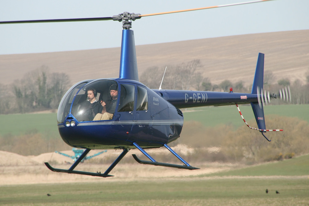 G-GENI · Robinson R44 Raven II · (ESH / EGKA)