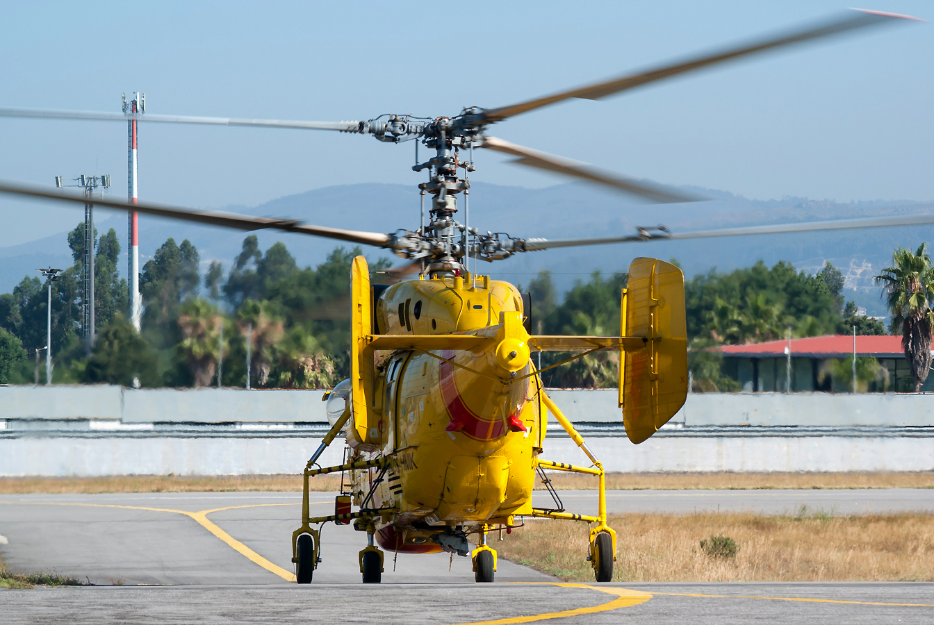 CS-HMK · Kamov Ka-32A11BC · (BGZ / LPBR)